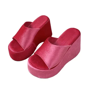 Модни дамски обувки на танкетке, класическа розово-червена обувки за партита, сандали на платформа с отворени пръсти, дамски чехли-плъзгачи 2023, лято